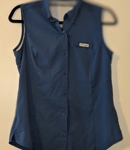 Sleeveless Columbia Top